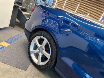 Audi A3 Cabriolet *ALCANTARA*NAVI*AHK*SPORTSITZ+FAHRW