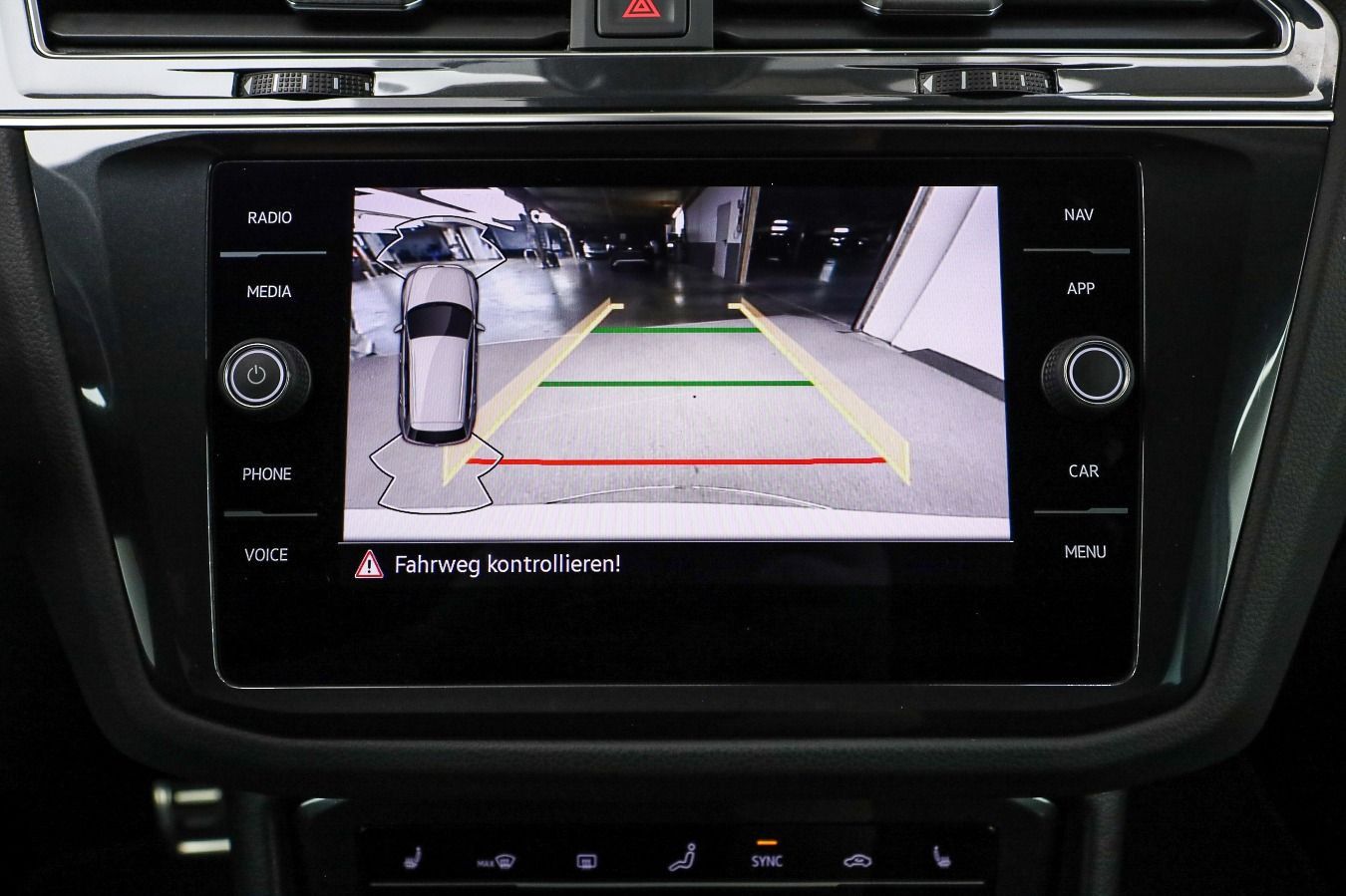 Volkswagen Tiguan - Bild 17