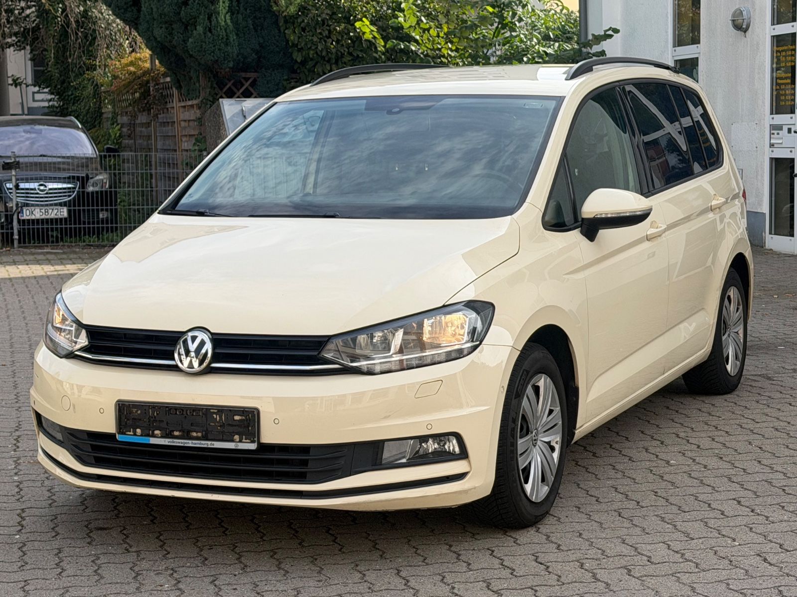 Volkswagen Volkswagen Touran 1.6 TDI SCR DSG "7.SITZE*LEDER*P