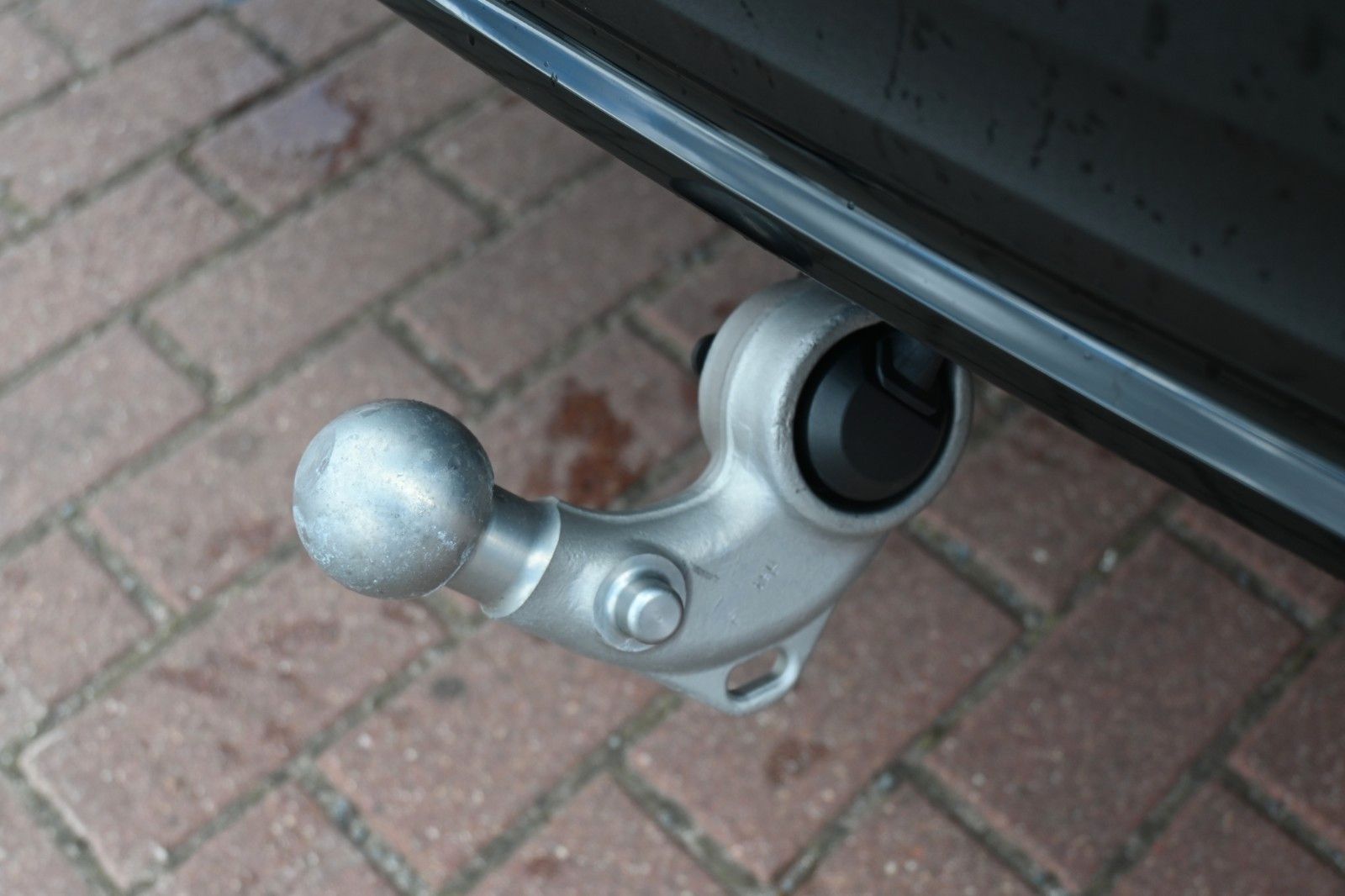 Fahrzeugabbildung Volvo XC40 B4 DKG Ultra Dark*PANO*360°*ACC*AHK