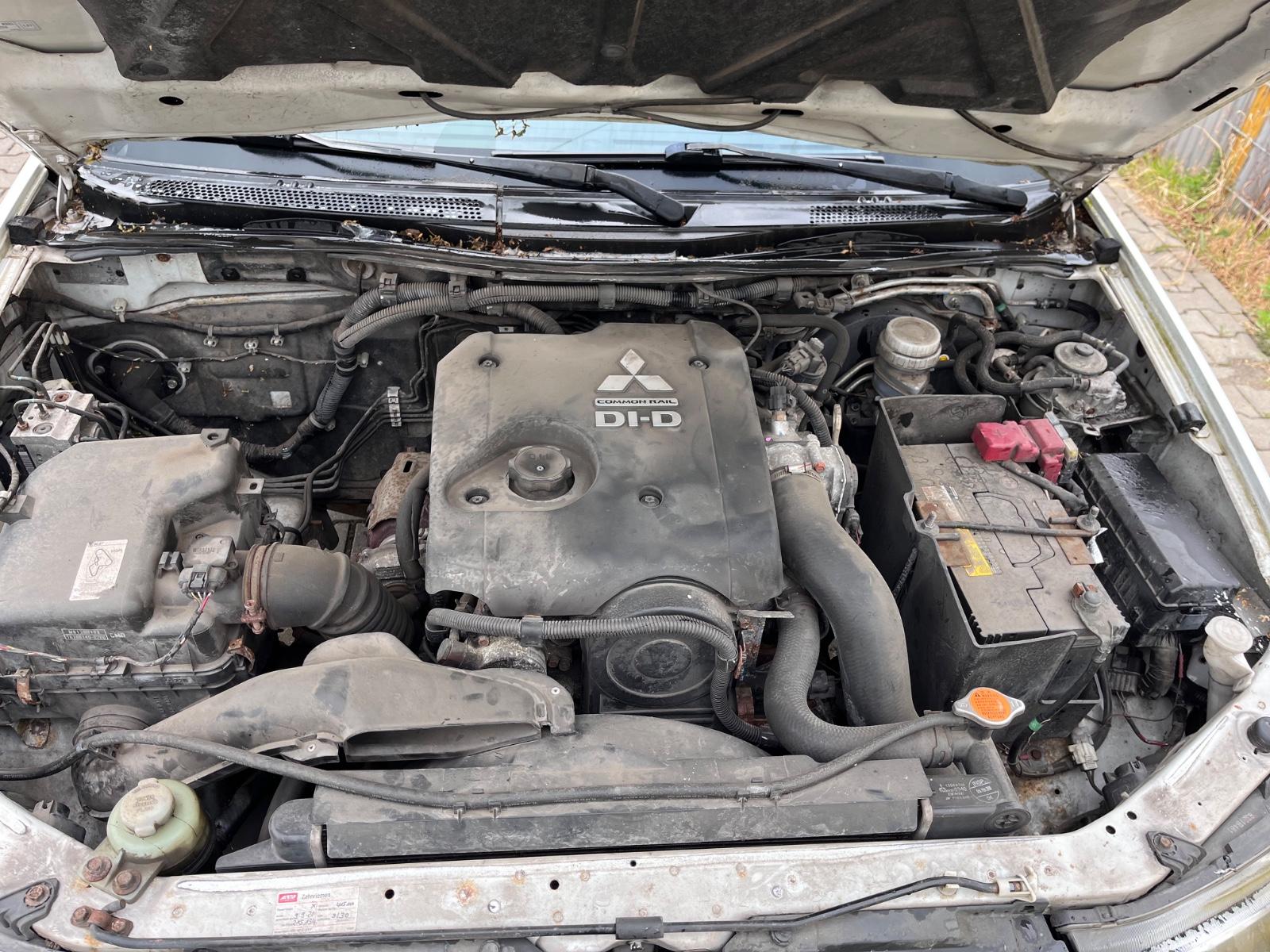 Mitsubishi L200 Inform Doppelkabine 2WD