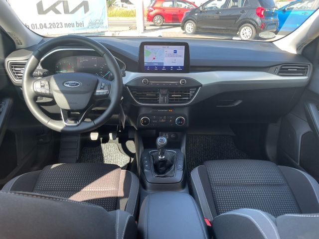 Fahrzeugabbildung Ford Focus C&C SHZ, LED, Navi, AHK, Kamera