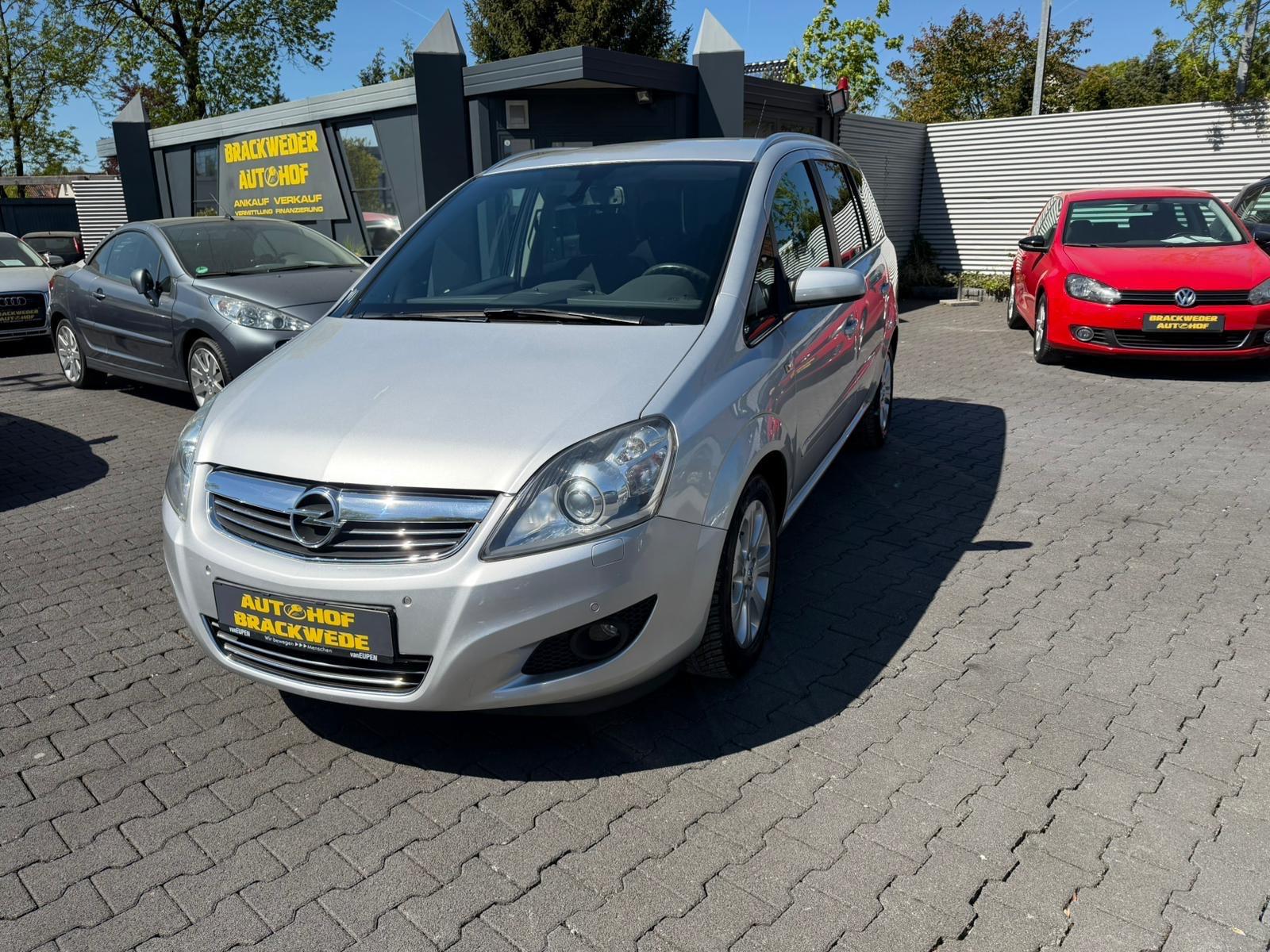 Opel Zafira B Innovation Navi PDC Xenon 2Hand 7Sitzer