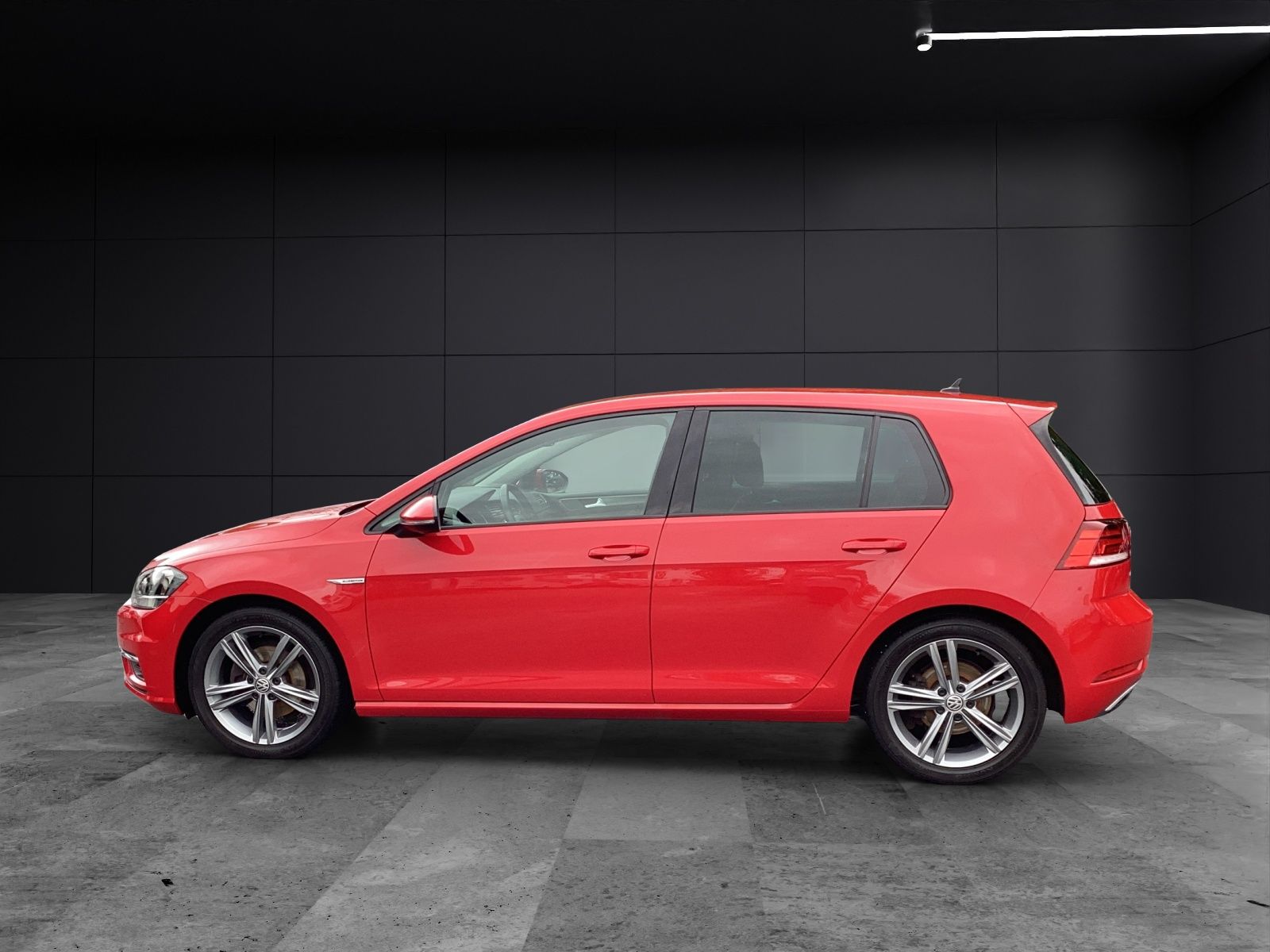 Fahrzeugabbildung Volkswagen Golf VIII TSI Comfortline