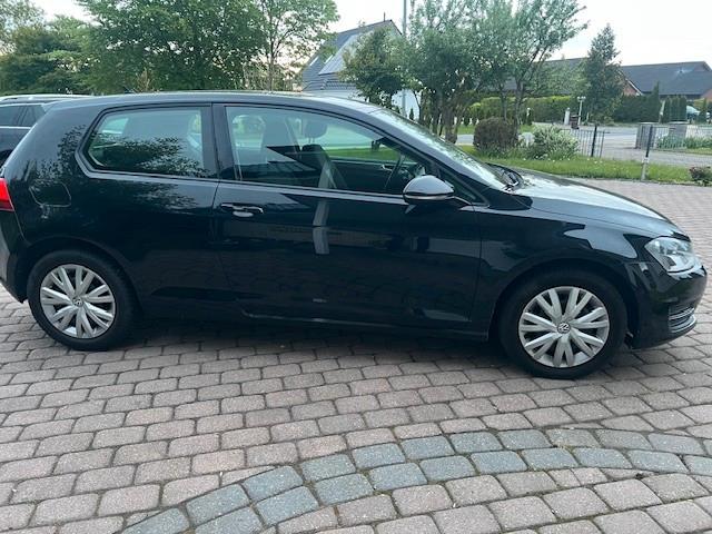 Volkswagen Golf VII Lim. Trendline BMT