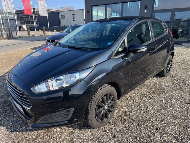 Ford Fiesta 1.2 Klima Sitzheizung Allwetterreifen USB