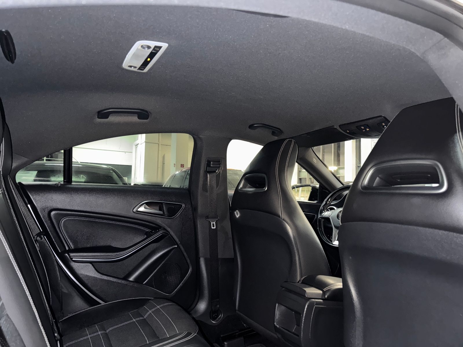 Fahrzeugabbildung Mercedes-Benz CLA 180 Coupe SPORTPAKET URBAN NIGHT NAVI KAMERA