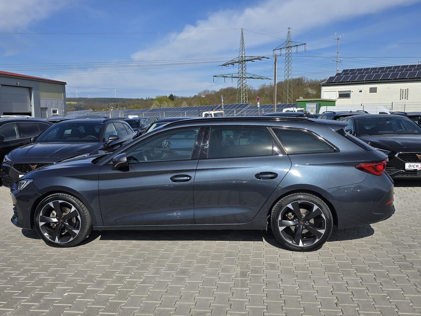 Fahrzeugabbildung CUPRA Leon 1.5 eTSI DSG MATRIX-LED*ACC*AHK*KAMERA*18"