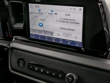 Ford Tourneo Courier 1.0 Titanium NAVI ACC TWA RFK