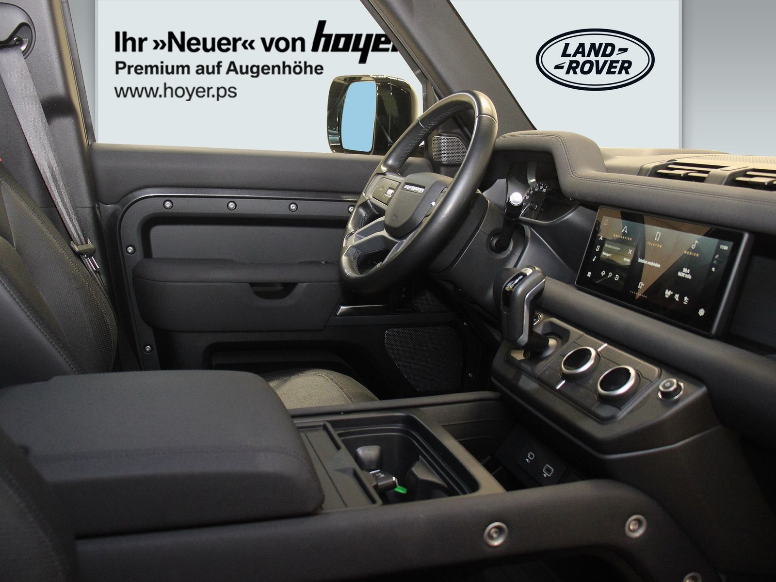 Land Rover Defender 110 D300 X-Dynamic SE AHK HUD Black Pac foto 4