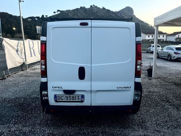 Opel Vivaro - 6
