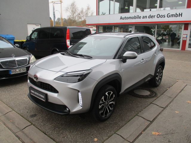 Toyota Yaris Cross Hybrid Team D, Safety- und Winter