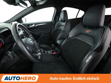 Ford Focus - 10
