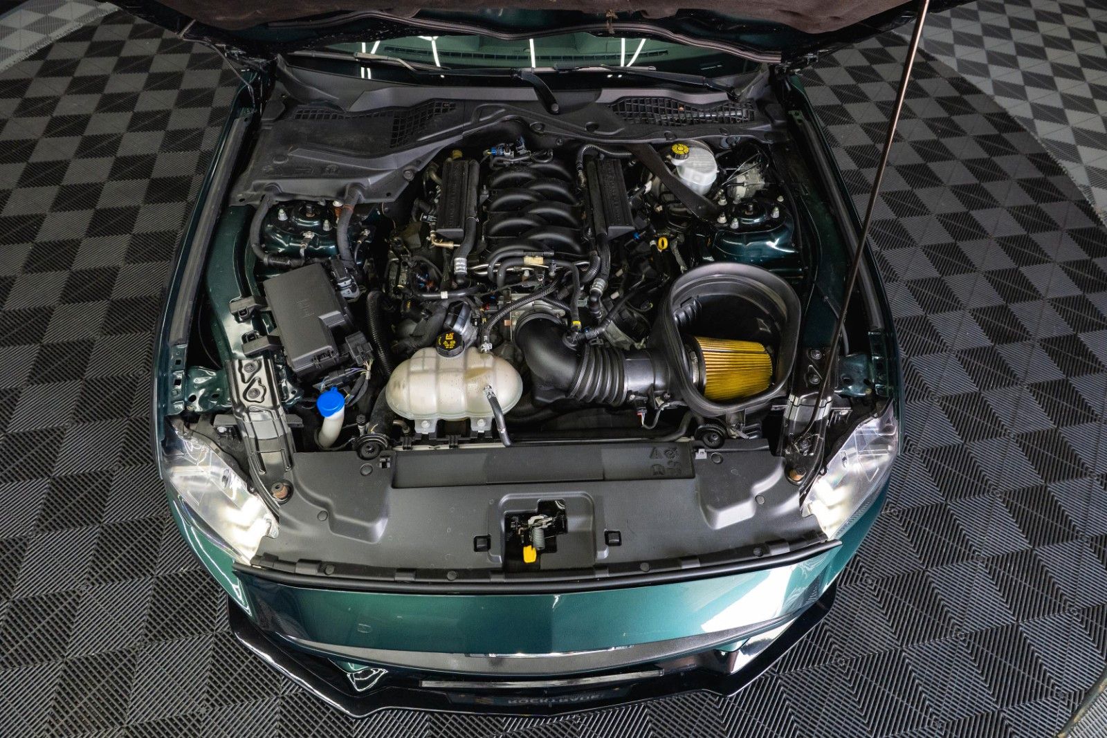 Fahrzeugabbildung Ford Mustang 5.0 V8 BULLITT 6-Gang RECARO Unfallfrei