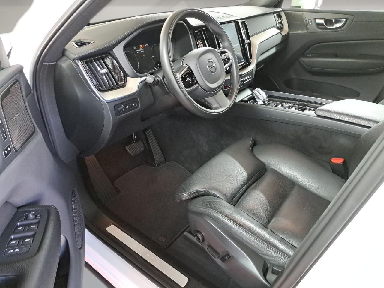 Fahrzeugabbildung Volvo XC60 T8 AWD Inscription Plug-In Hybrid