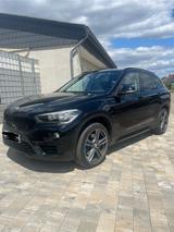 BMW X1 xDrive20i A Sport Line Sport Line - BMW X1 in Saarbrücken