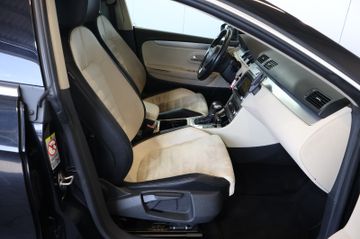 Volkswagen Passat CC 2.0 TDI DSG ACC+KEY+XEN+NAVI+PANO