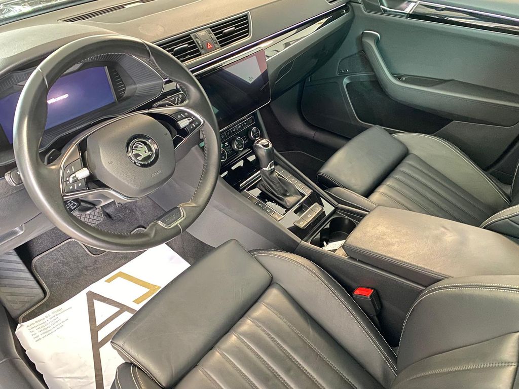 Skoda Superb Combi 4M LAURIN & KLEMENT*PANO*ViCo*LED*