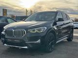 BMW  X1 xDrive 25 d xLine, Scheckheft BMW - BMW X1: Schwarz