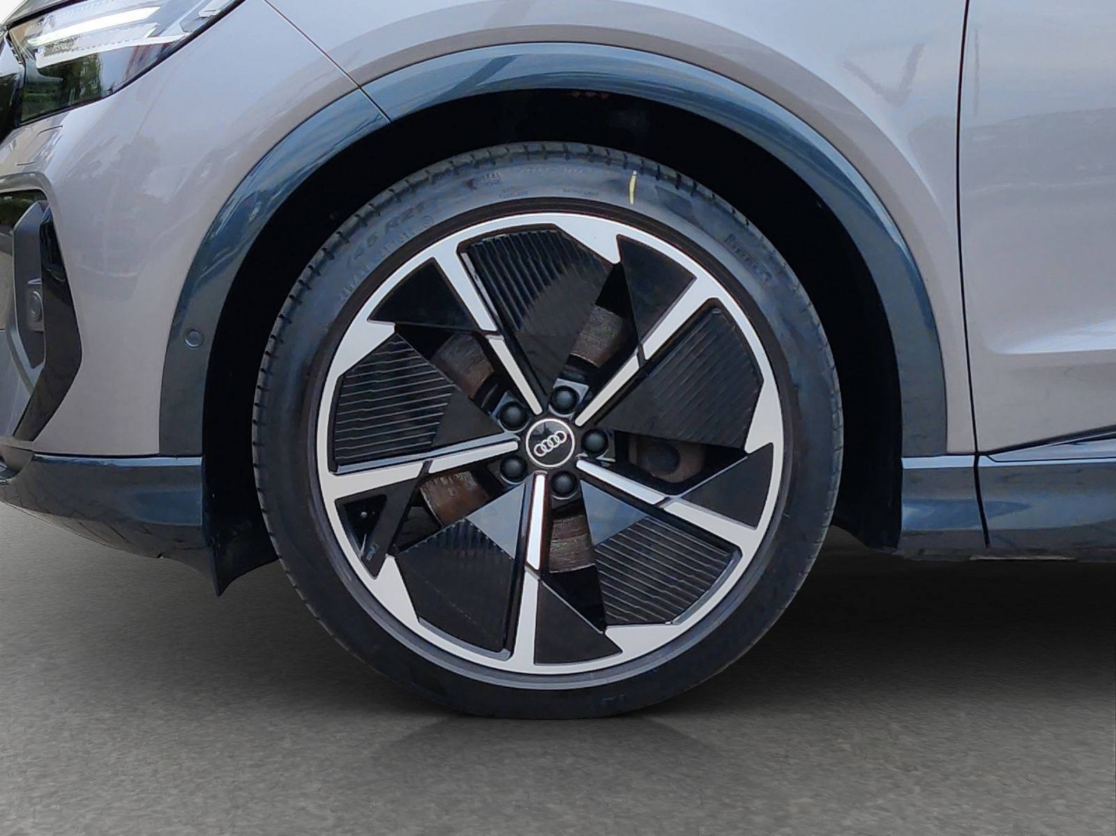 Audi Q4 e-tron - Bild 14