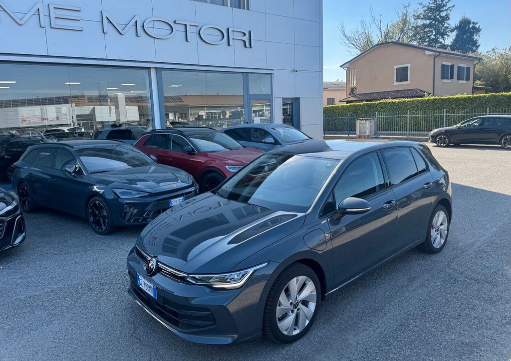 Image of Volkswagen Golf