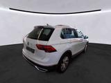 Volkswagen Tiguan Elegance 2.0TDI DSG/PANO/CAM/IQ/GARANTIE - Volkswagen Tiguan mit Diesel-Antrieb: Automatik