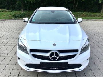 Mercedes CLA 200 Shooting Brake - 3