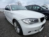 BMW Baureihe 1 Lim. 116i M-Sportpaket - BMW 116 aus 2010: 116i