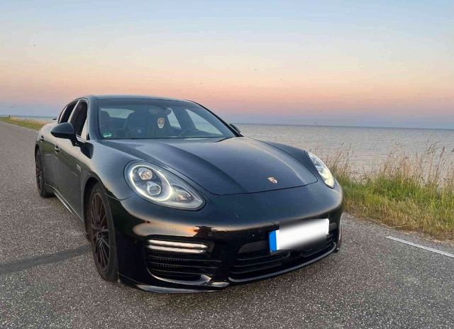 Porsche Panamera Turbo Facelift, Carbon, A...