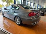 BMW 325 i  Lim. / Standh./Autom./SHZ/PDC/MFL/Temp. - BMW 325: mit Anhängerkupplung