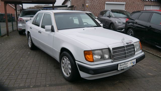 Mercedes-Benz E 220 H-Kennzeichen