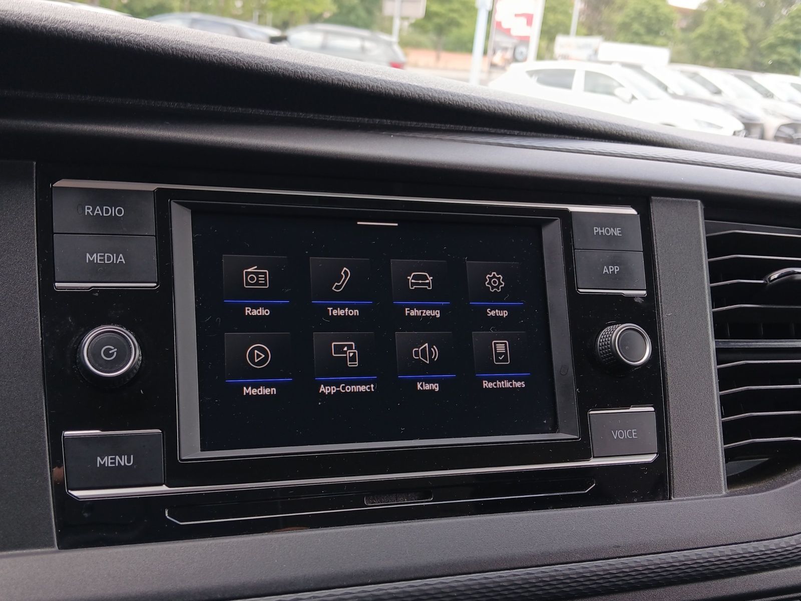 Fahrzeugabbildung Volkswagen T6 Multivan T6.1 TDI Family DSG CarPlay PDC SH