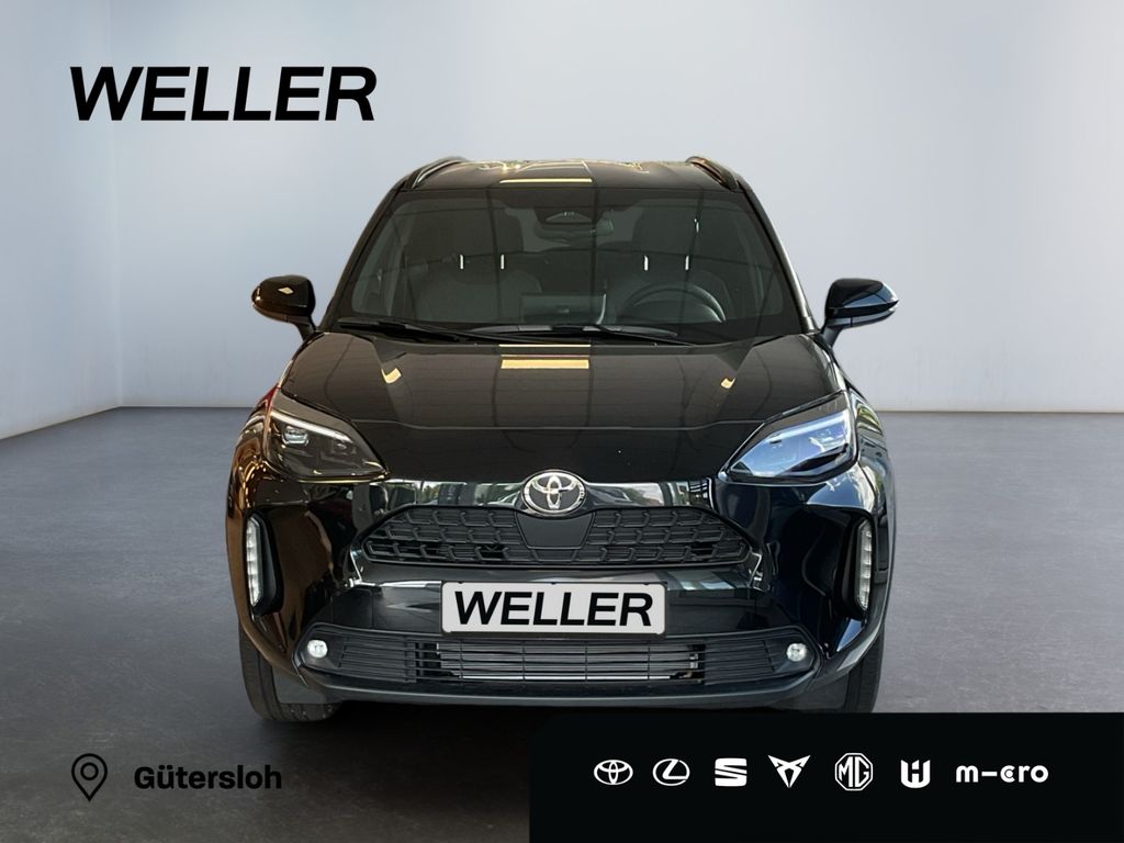 Toyota Yaris Cross Hybrid 130 1.5 BLACK&WHITE *ACC*RCAM