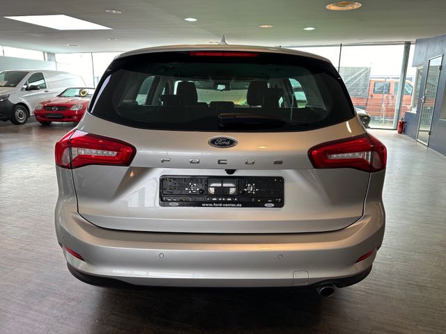 Fahrzeugabbildung Ford Focus Turnier Cool & Connect*CarPlay*RFK*SHZ*1.H