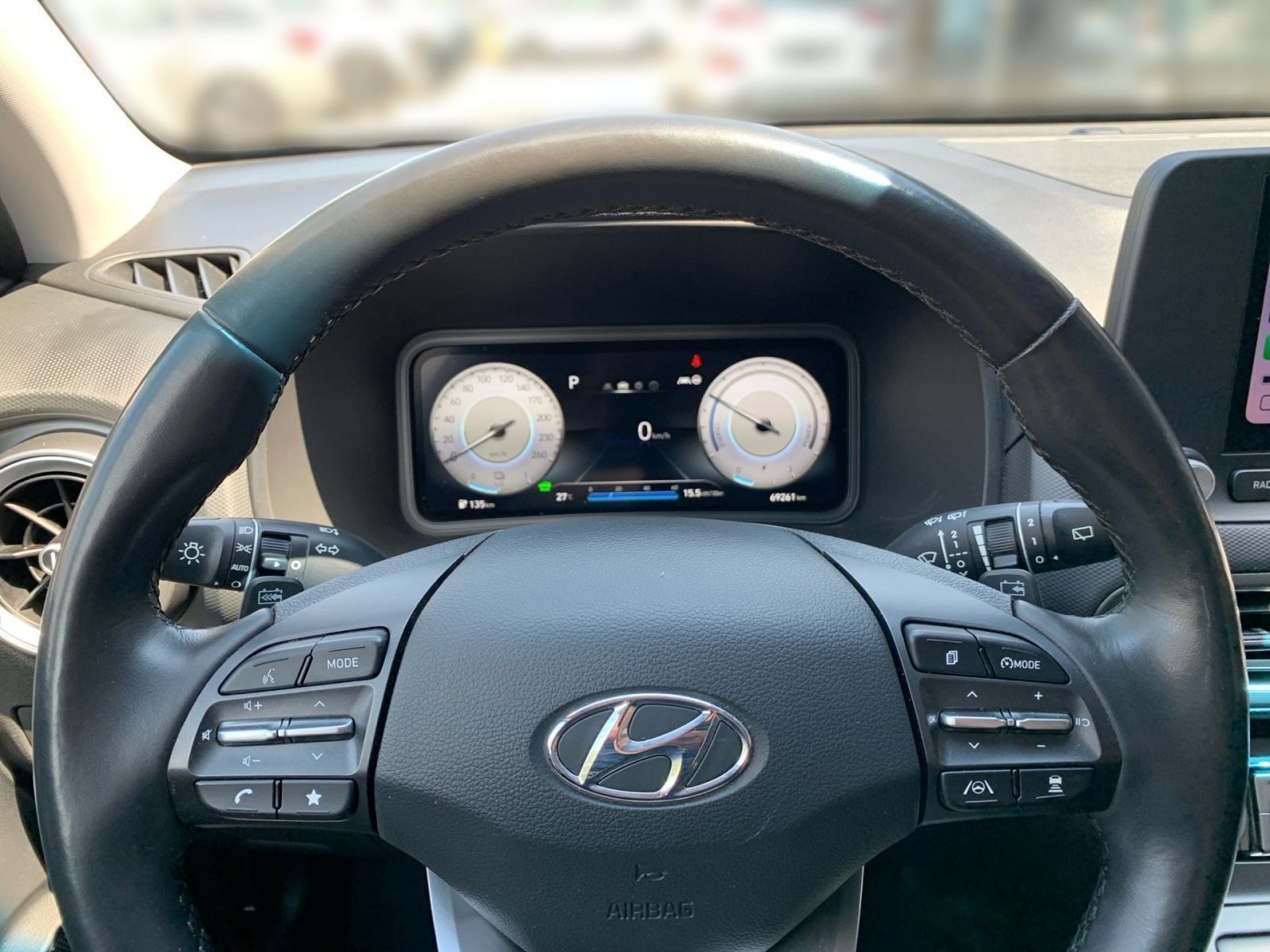 Fahrzeugabbildung Hyundai KONA Select Elektro 11 kW OBC Sitzheizung