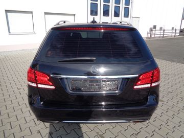 Mercedes E 200 - 6