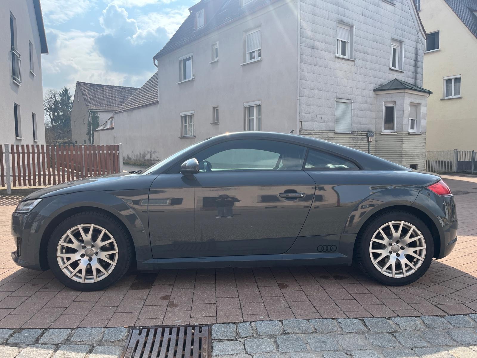 Audi TT Coupe 2.0 TFSI S tronic -