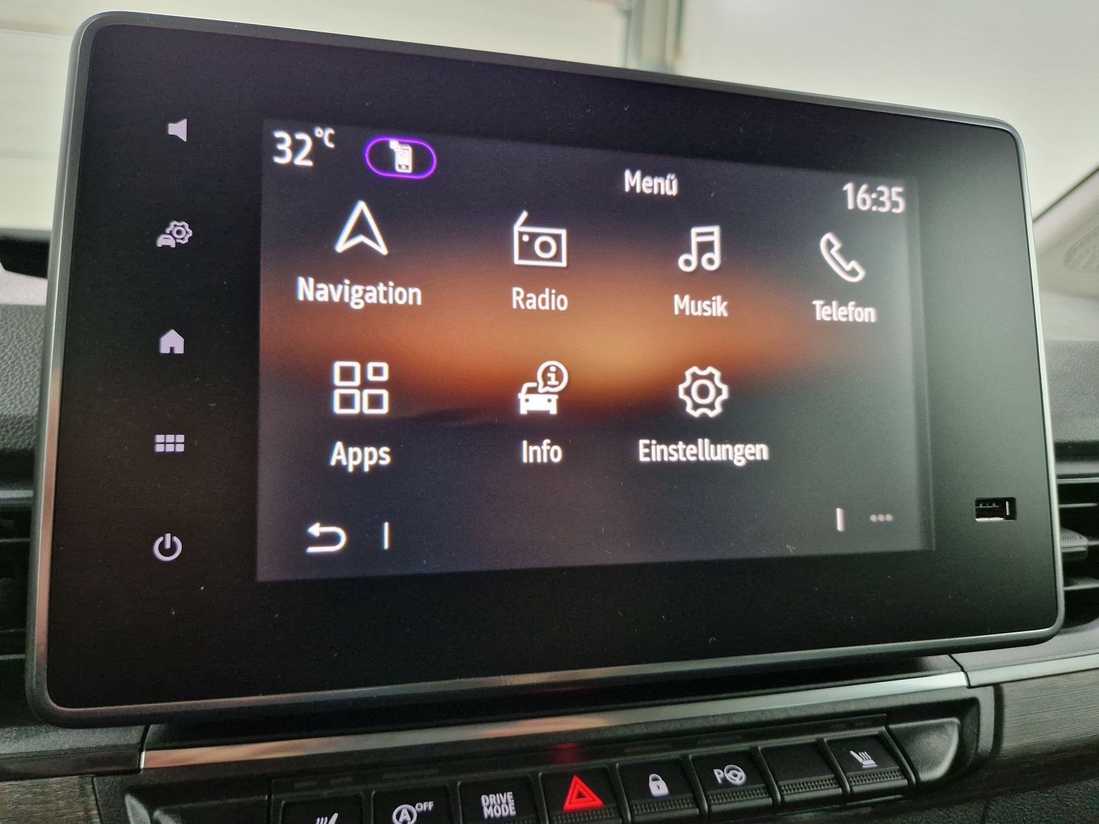 RENAULT Grand Kangoo Techno TCE 130 EDC L2 – Bild 21