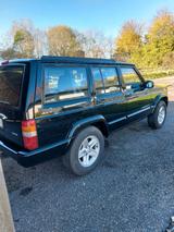 Jeep Cherokee 4.0 - Jeep Cherokee mit Benzin-Antrieb: Geländewagen, 4.0