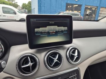 Mercedes CLA 180 - 12