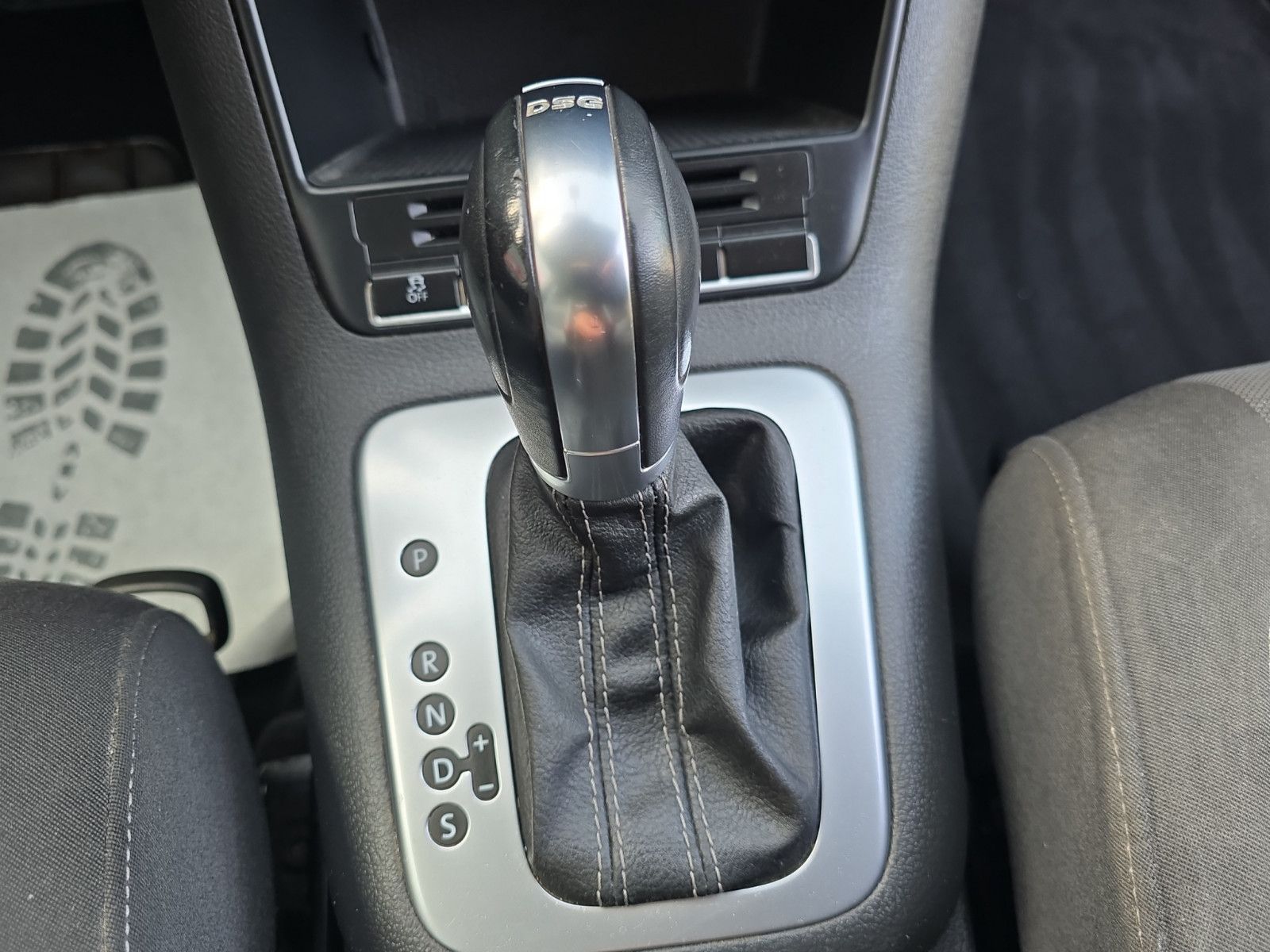 Fahrzeugabbildung Volkswagen Golf Plus VI Life*AUTOMATiK*SHZG*ALU*AHK