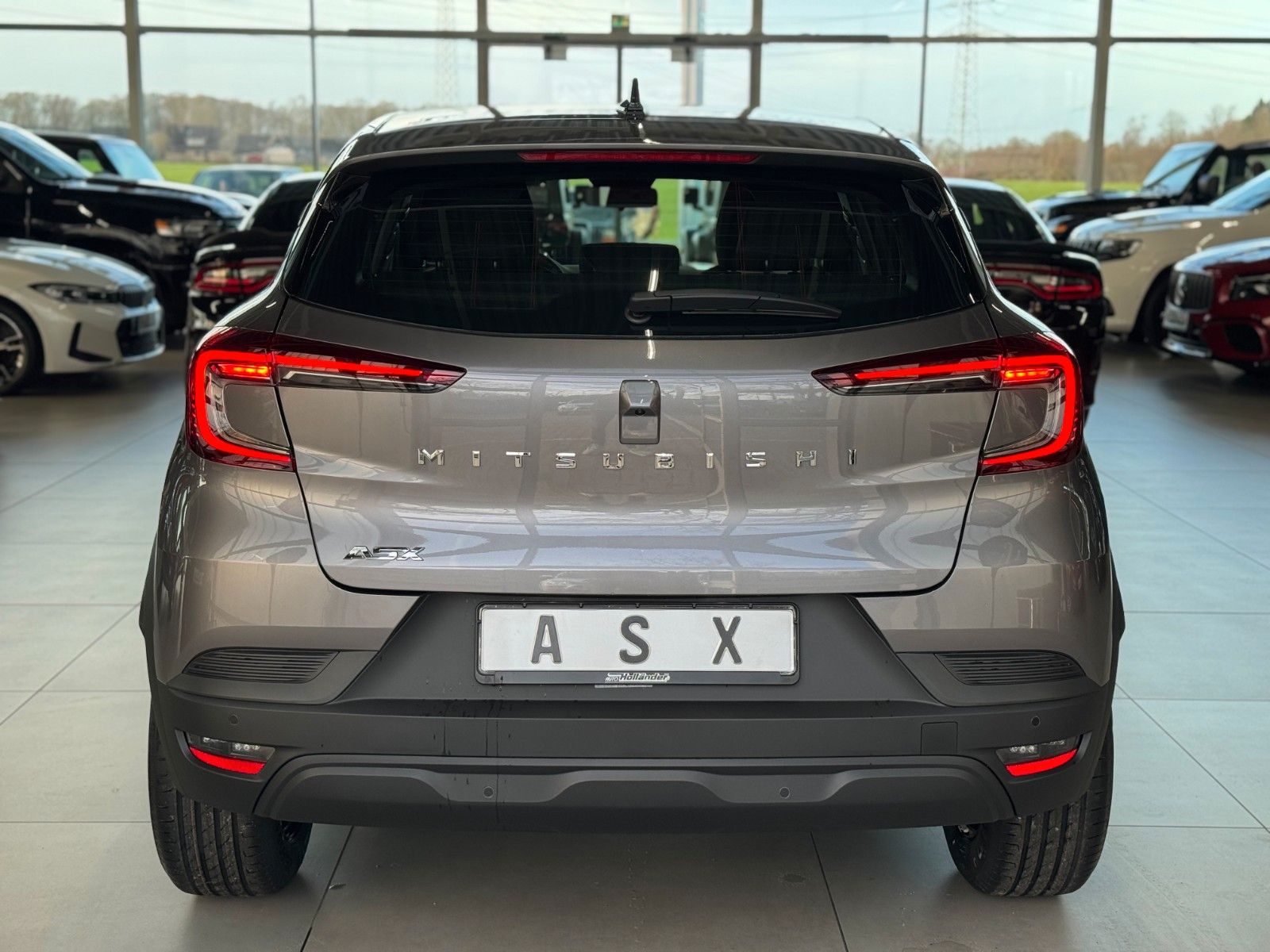 Fahrzeugabbildung Mitsubishi ASX 1.2 Diamant      "Klima Kamera DAB Tempomat"