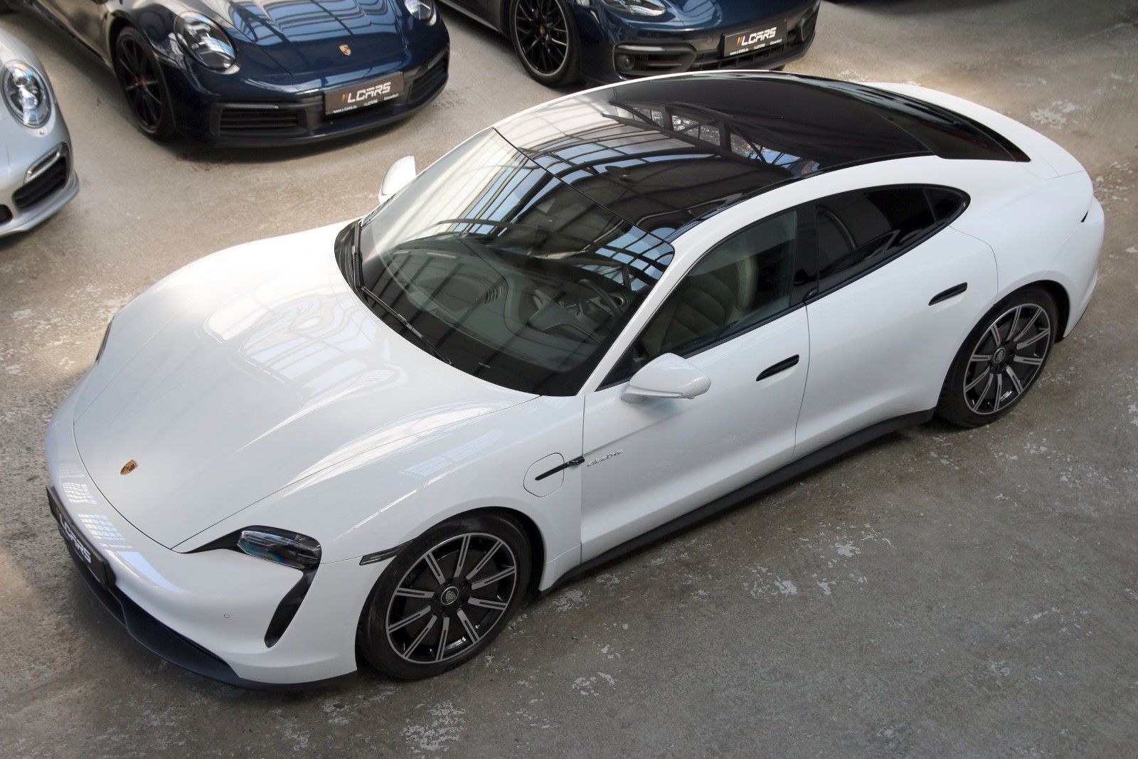 Porsche Taycan 14Wege InnoDrive Panorama 360° Bose 20