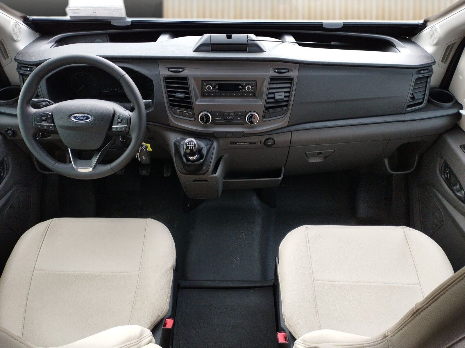 Fahrzeugabbildung Karmann Dexter 4x4 DE 570 AW Klima, Heizung 4KW, RFK