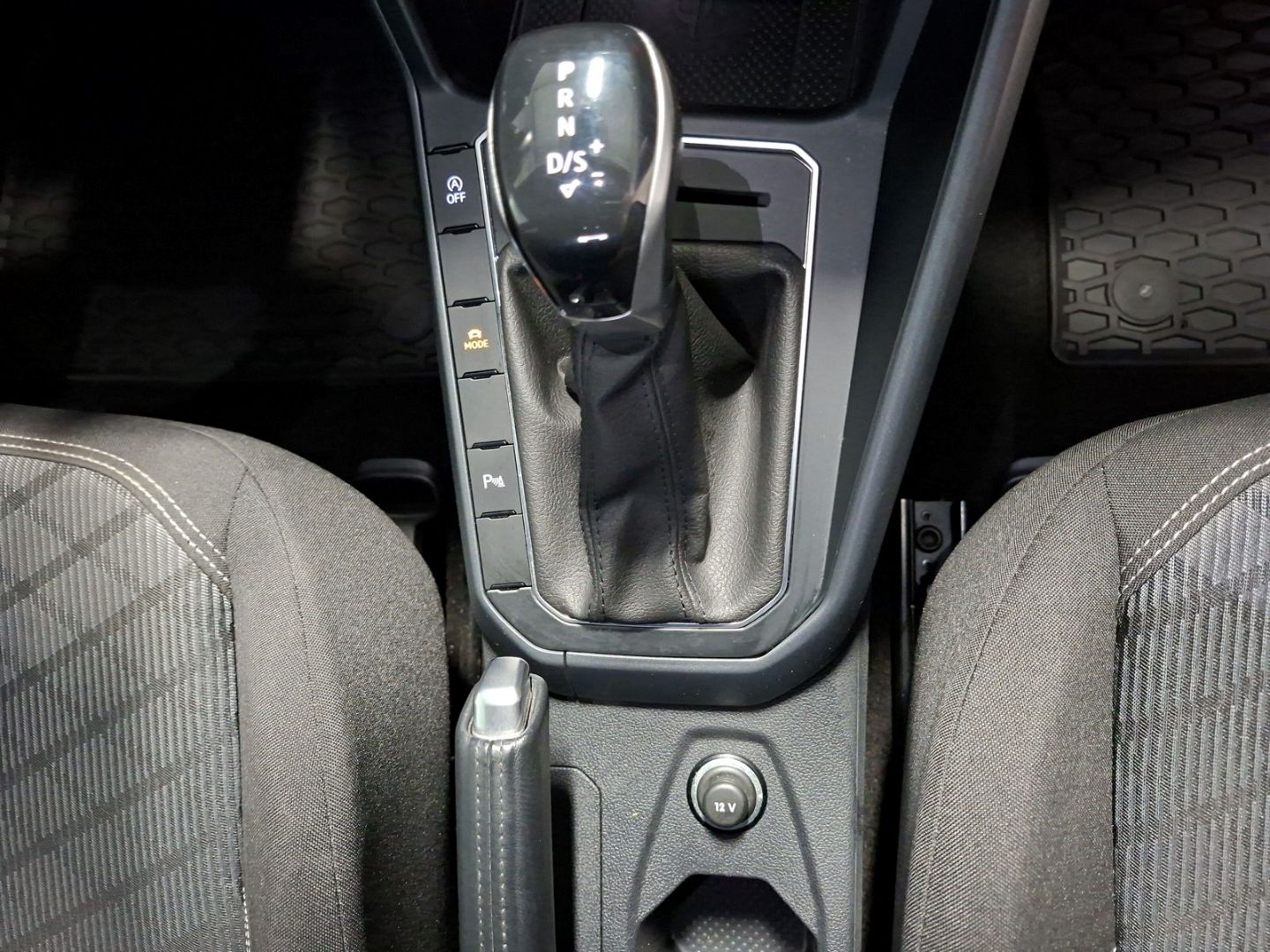 Taigo 1.5 TSI DSG R-Line *NAVI*MATRIX*KEYLESS*KA
