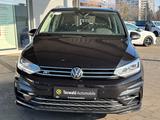 Volkswagen Touran 1.5 TSI DSG R-Line 7S/PANO/RFK/AHK/MATRIX - VW Touran Gebrauchtwagen in Nürnberg