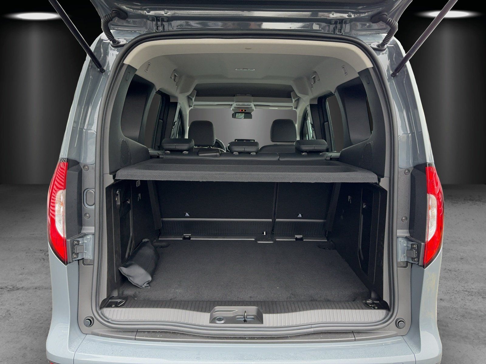 Fahrzeugabbildung Mercedes-Benz T 180 ED Winterpaket LED DAB MBUX ParkAss Navi