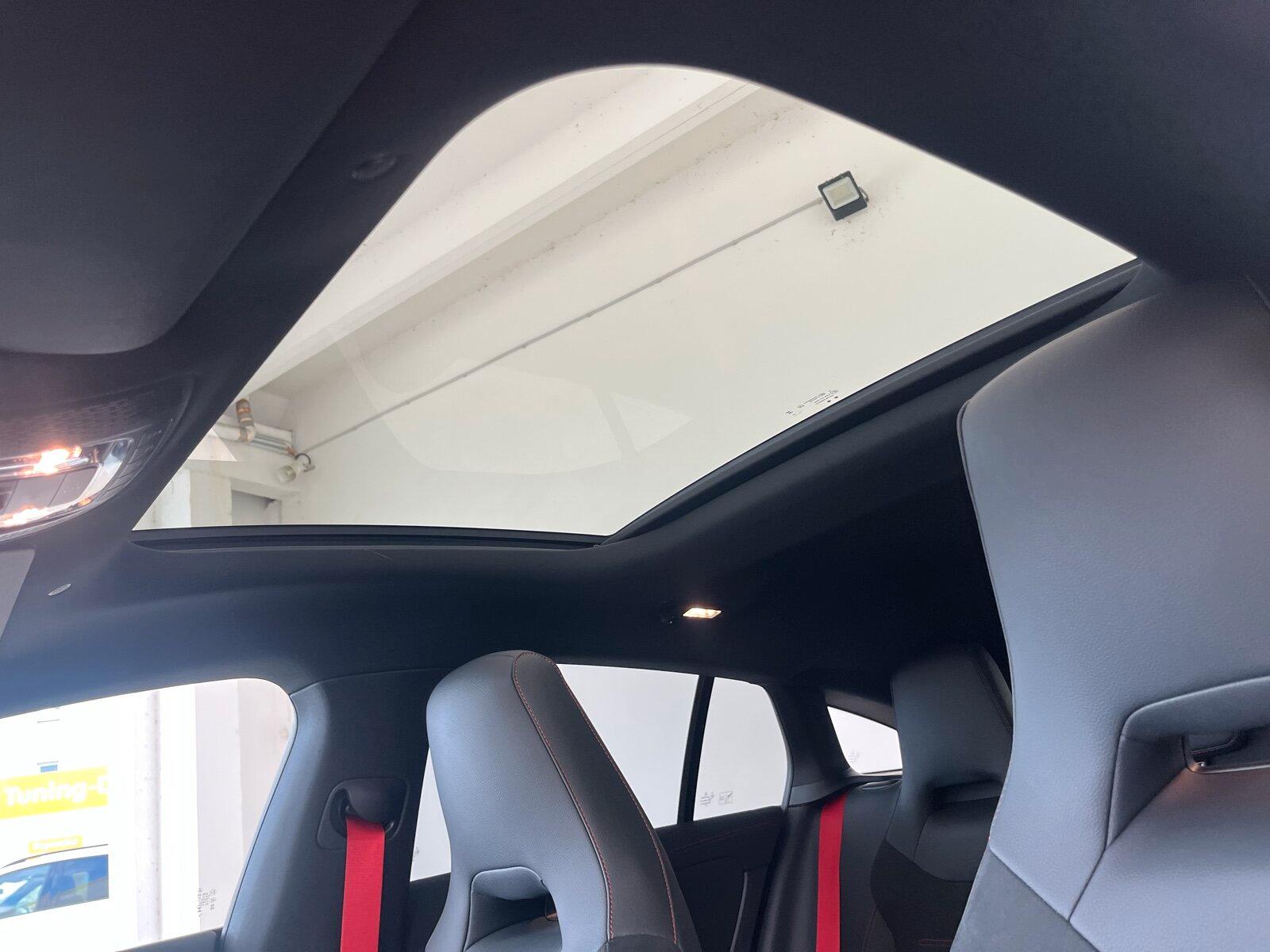Mercedes-Benz CLA 35 AMG 4M SB Pano.-Dach/Distronic/Kamera/LED