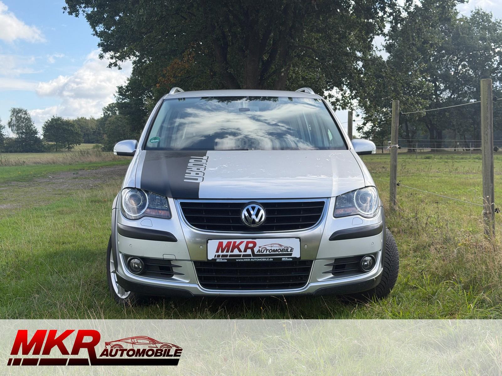 Volkswagen Touran 2.0 TDI DSG Cross SHZ/ Klima/ AHK/ ParkAs
