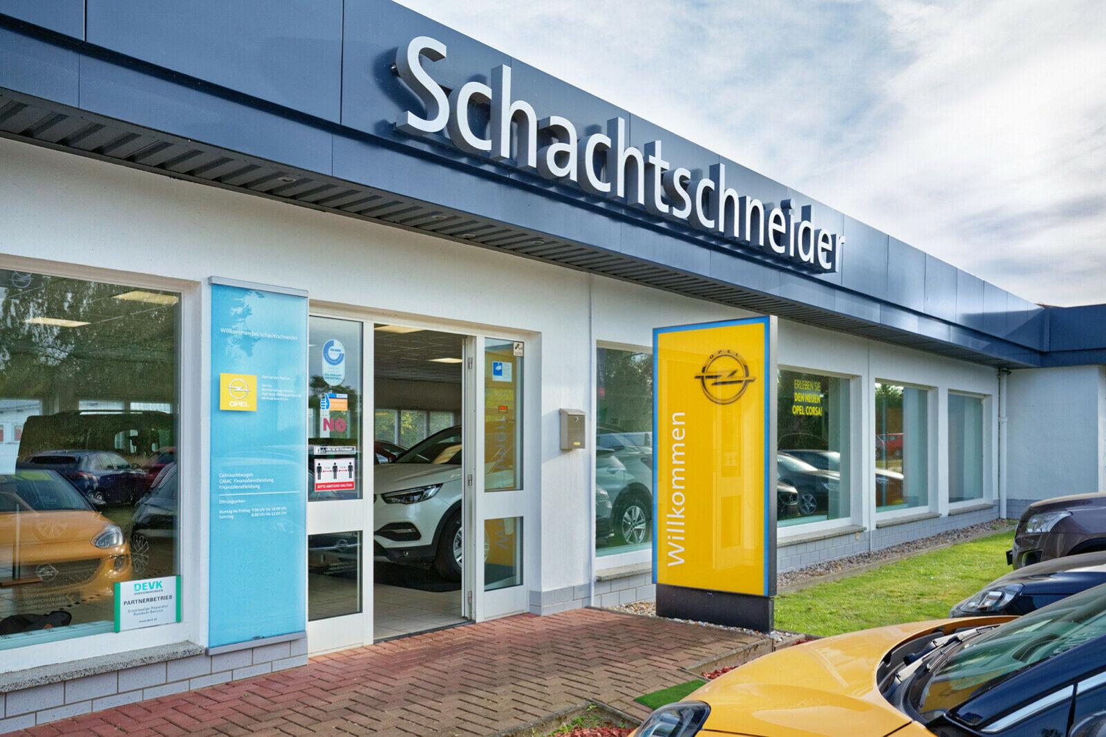 showroom-image-top